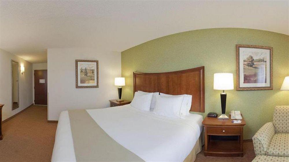 Holiday Inn Express & Suites Asheville Sw - Outlet Ctr Area, An Ihg Hotel Bilik gambar
